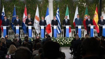 Depuis le sommet MED9, Macron estime que « l’Ukraine continue de résister avec beaucoup de bravoure »