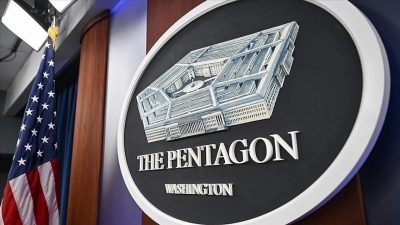 Le Pentagone va commencer à retirer de l'armée jusqu'à 1 000 soldats transgenres