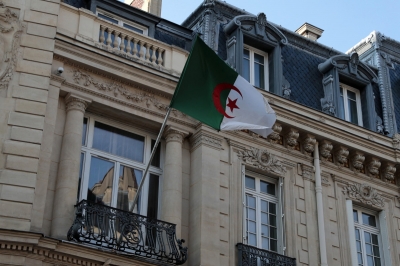 Algérie-France : Alger renvoie à Paris deux Algériens expulsés et interdits de territoire français