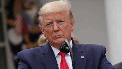 Trump se dit indifférent à un éventuel effondrement des 