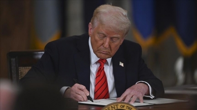 Donald Trump interdit l'entrée aux États-Unis aux citoyens de 12 pays